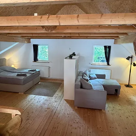 Apartment Idyllische Auf Privatem Pferdehof Fuer Bis Zu 6 Personen Lachendorf